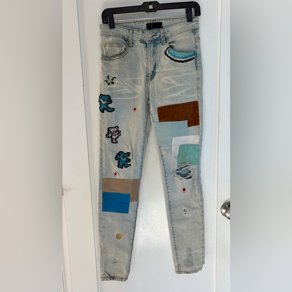 Amiri Grateful Dead Dancing Bears Light Wash Distressed Jeans Size 29 - Picture 2 of 16
